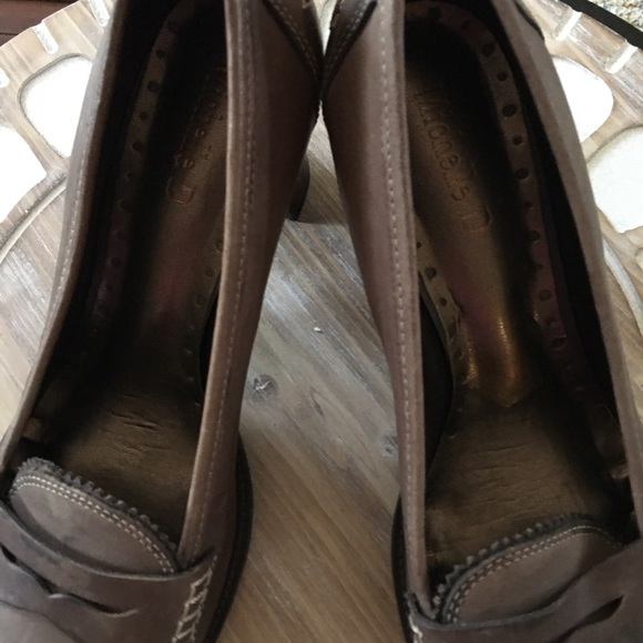 Michelle D leather heeled penny loafers - Picture 4 of 14